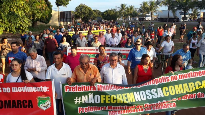Dia 15/04/2019- Prefeitura de Figueirópolis-TO, Câmara Municipal e Sociedade Civil:
Grande Manifestação: #NãoFechemNossaComarca.